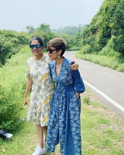 BLUE FLORAL BLOCK PRINTED FRONT SLIT COTTON DRESS-MON