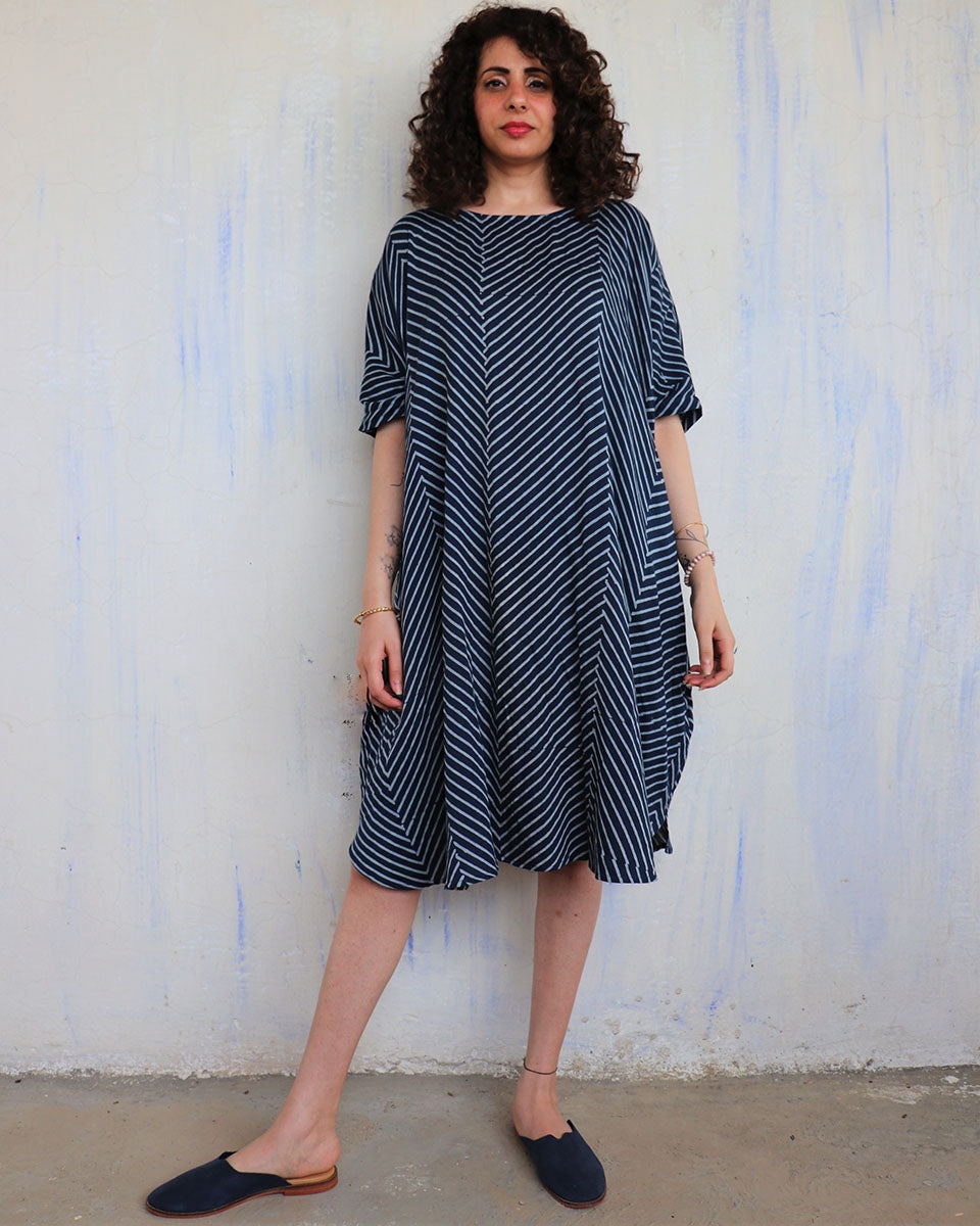 BLUE ZIGZAG BLOCKPRINTED COTTON FREESIZE DRESS