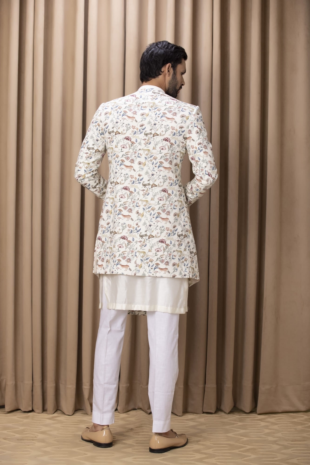 Amaani Off White Cotton Suit Set