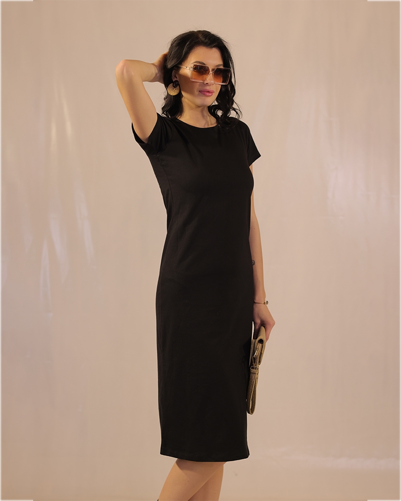 Black T-shirt Dress With Slit