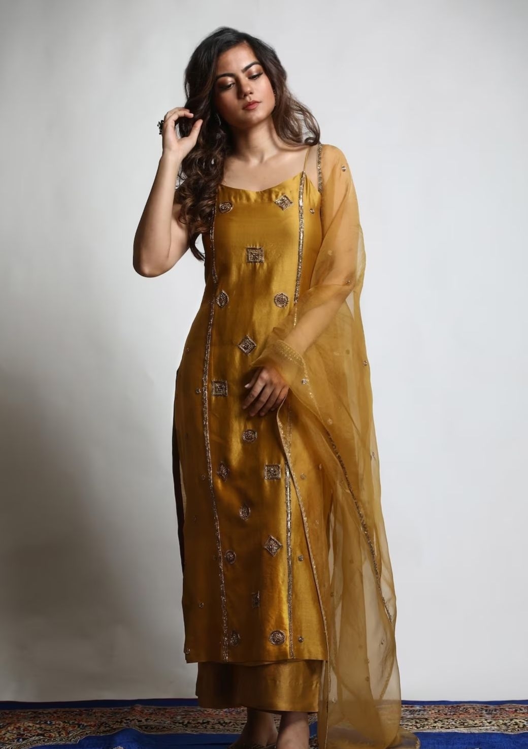 Gold Kurta And Pant Dupion Silk Embroidered Zari Round Hand Straight Set