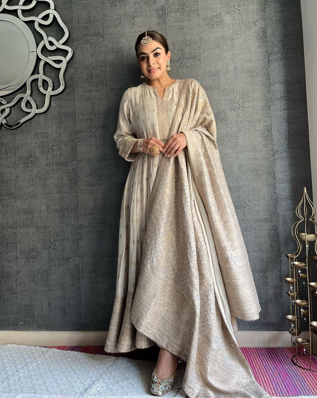 Ivory Vegan Silk Woven Paisley Motifs Round Notched Eaj Pattern Anarkali Set