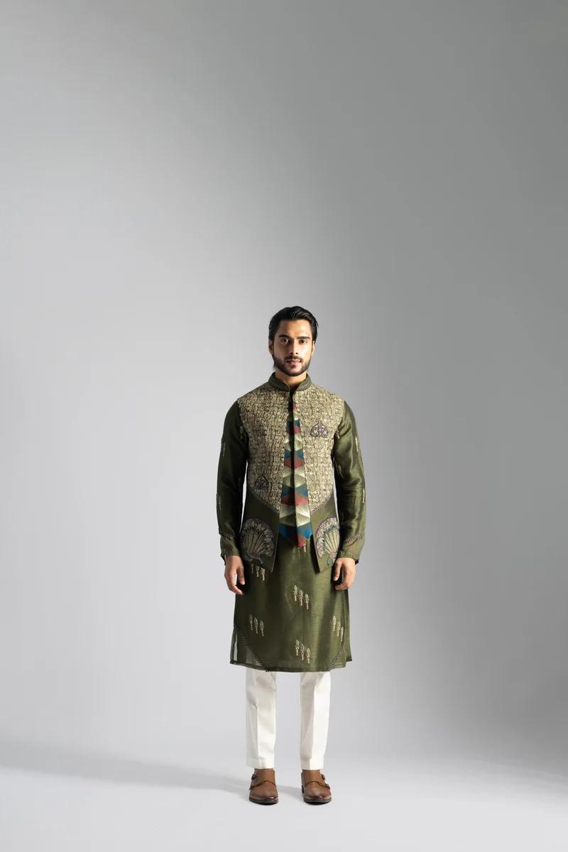 OLIVE GREEN EGYPTIAN SCRIPTURED NEHRU