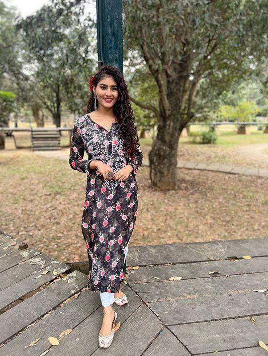 Anahita Chikankari