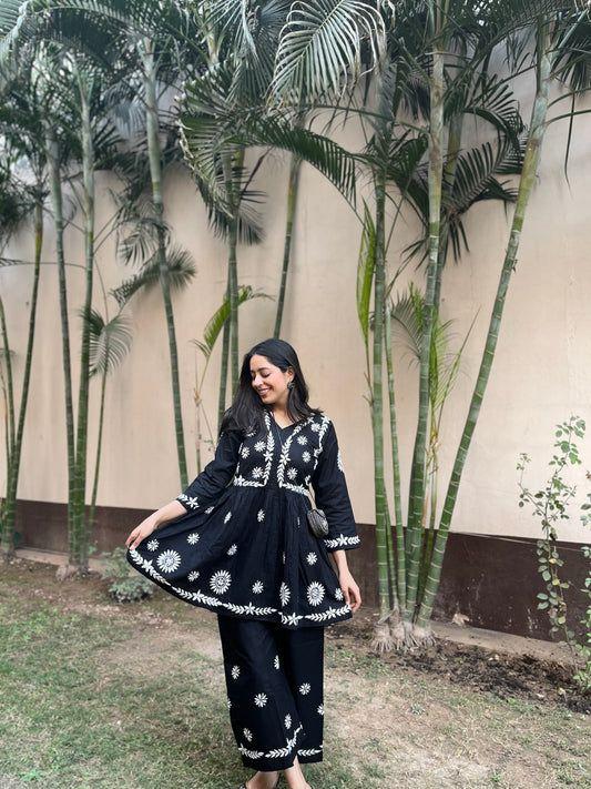 Anahita Chikankari