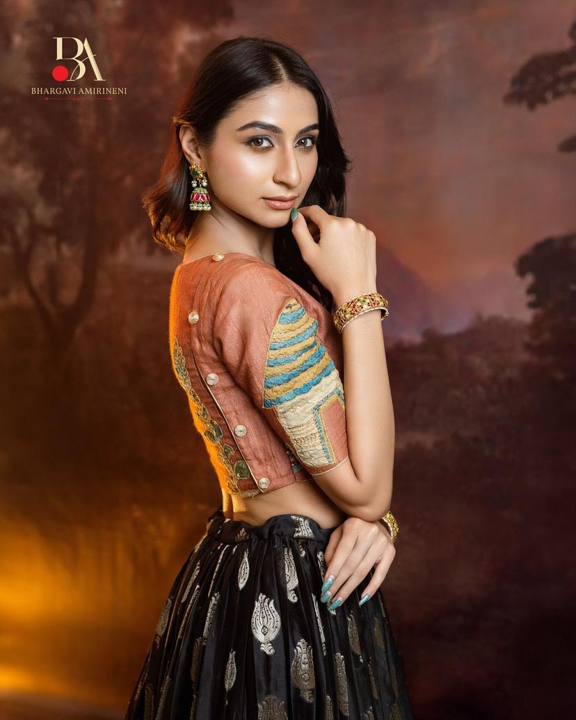 BHARGAVI AMIRINENI
