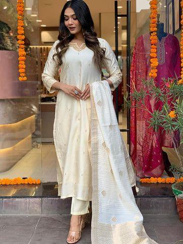  Niharika Fab 